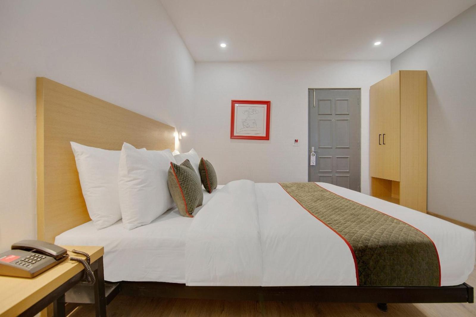 Hotel Lite Near Delhi Airport New Delhi